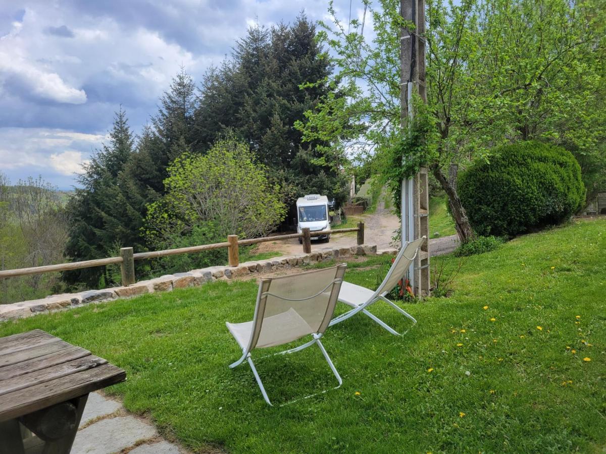Se Reconnecter A La Nature Au Gite 3 Etoiles De Montager A Saint Andre De Chalencon Exterior foto
